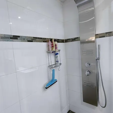 Mitoyenne Climatisee T3 Avec Piscine Et Parking Pour 6 - Fr-1-607-217